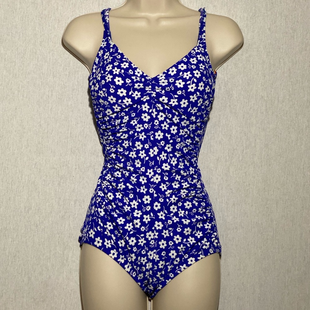 One piece swimsuit chlorine resistance